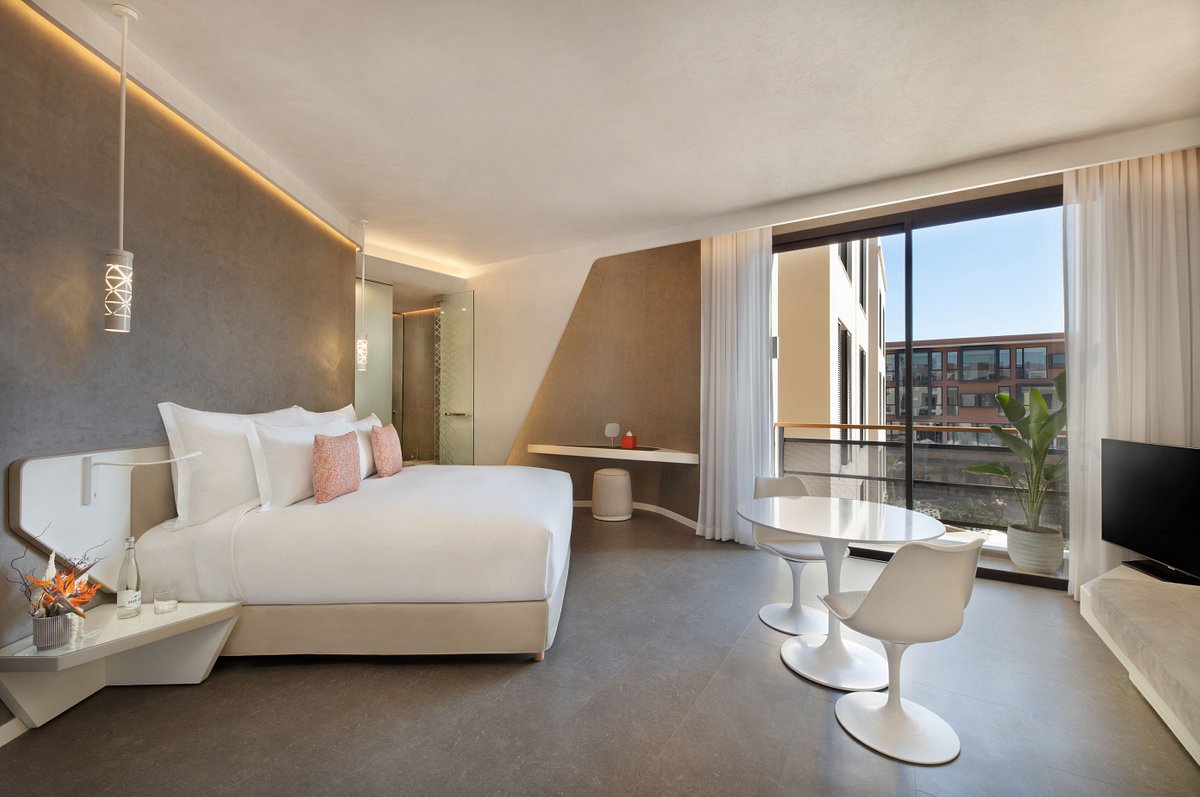 Hotel Pestana CR 7 - Maison Nicole